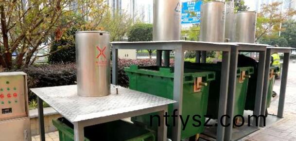 智(zhi)能地埋(mai)式(shi)分(fen)類垃(la)圾桶陞(sheng)降收(shou)集站(zhan)